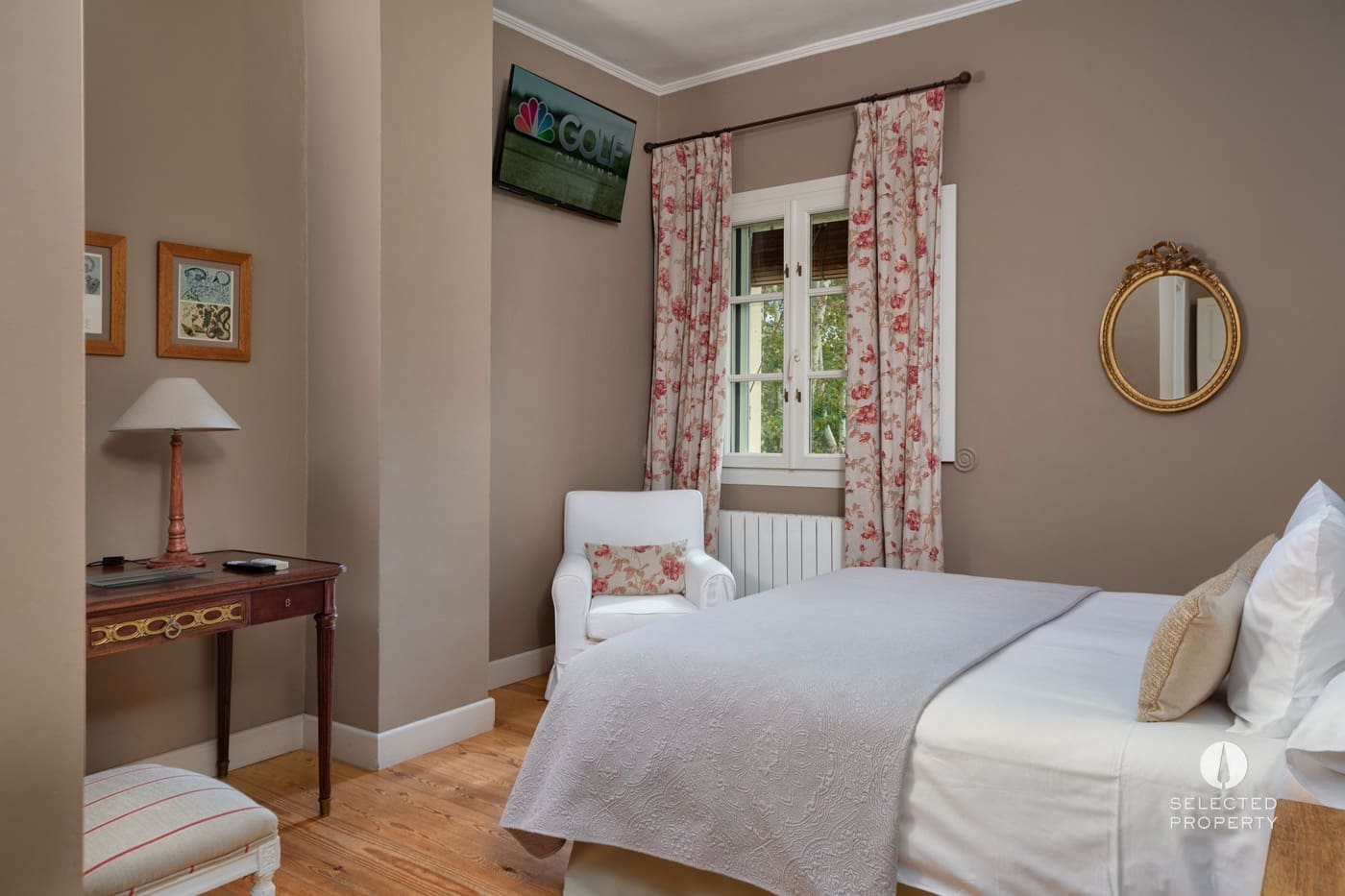 8 bedroom Hotel for sale in Torroella de Fluvia with pool - € 1,495,000 (Ref: 9403656)