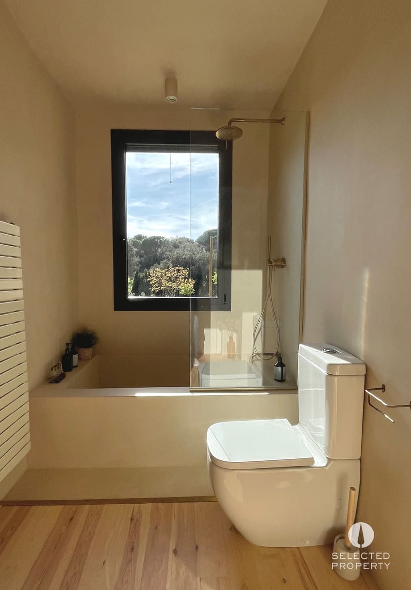 2 makuuhuone Omakotitalo myytävänä paikassa Corca - 495 000 € (Ref: 9524931)