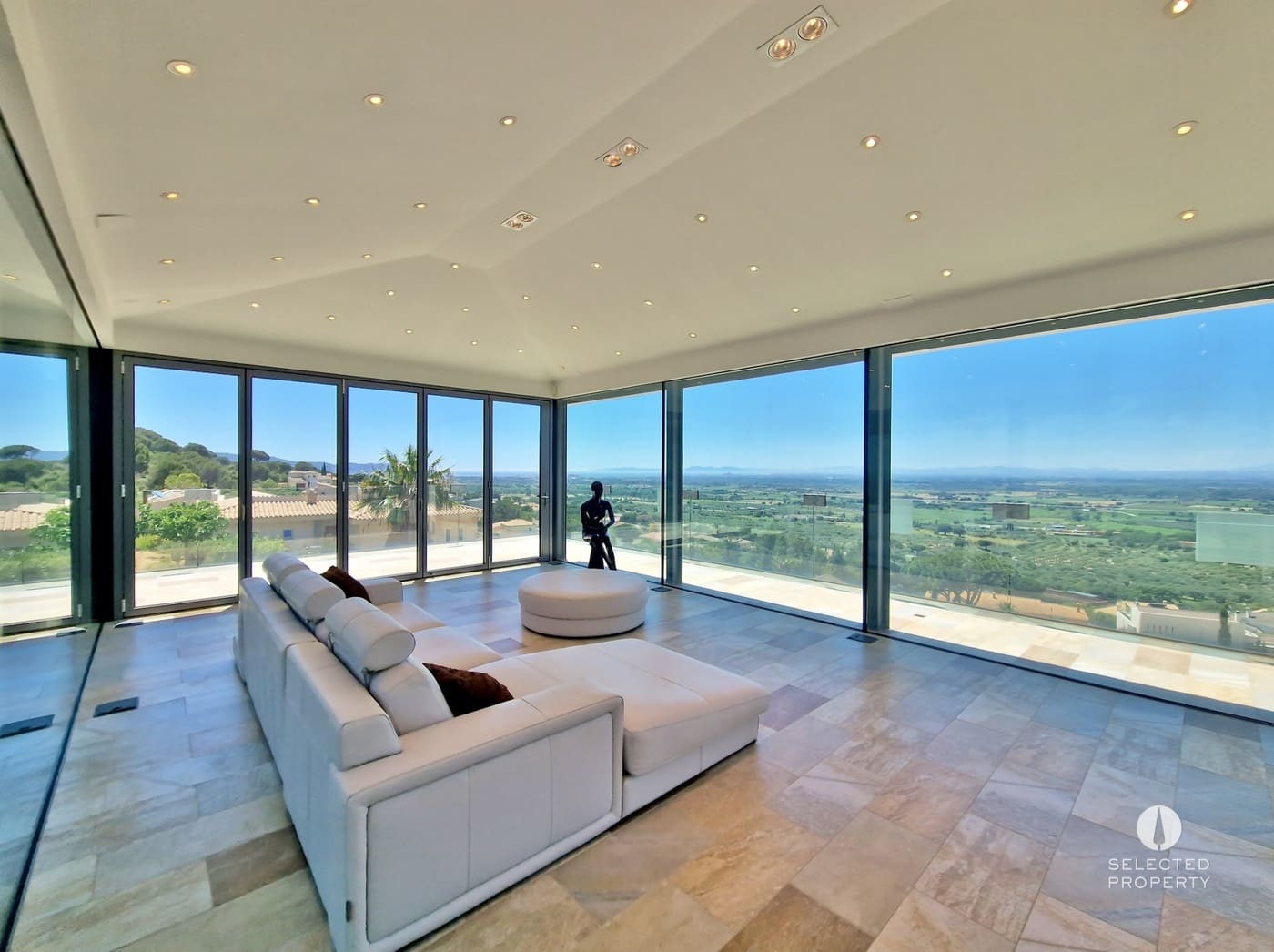 7 makuuhuone Huvila myytävänä paikassa Roses mukana uima-altaan - 1 575 000 € (Ref: 9618117)