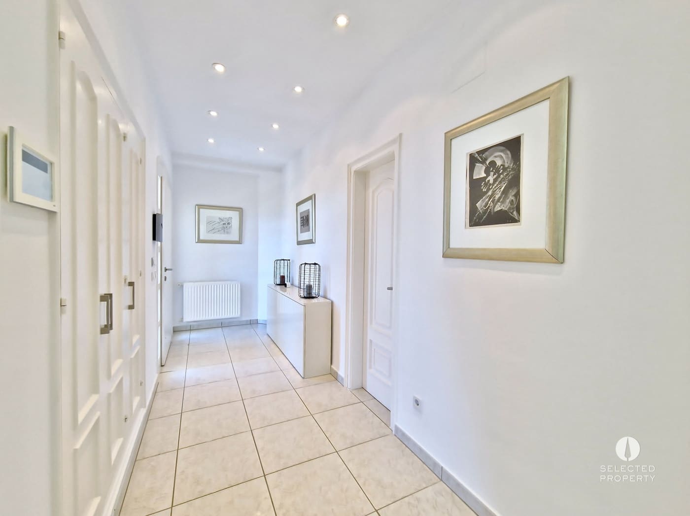 7 makuuhuone Huvila myytävänä paikassa Roses mukana uima-altaan - 1 575 000 € (Ref: 9618117)