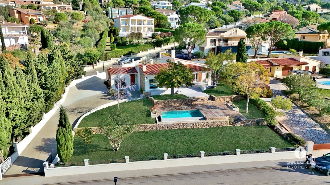 5 quarto Moradia para venda em Roses com piscina - 755 000 € (Ref: 9618118)