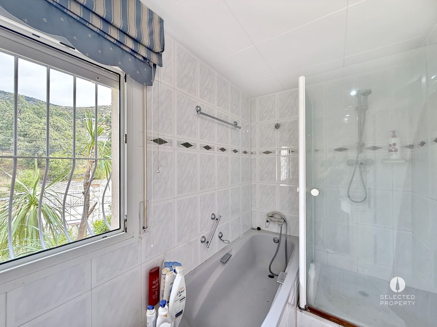 Casa de 6 habitaciones en Roses en venta con piscina - 680.000 € (Ref: 9618700)