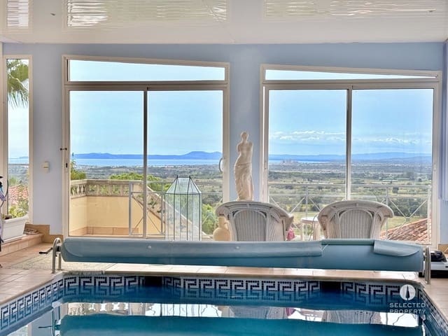 Casa de 6 habitaciones en Roses en venta con piscina - 680.000 € (Ref: 9618700)