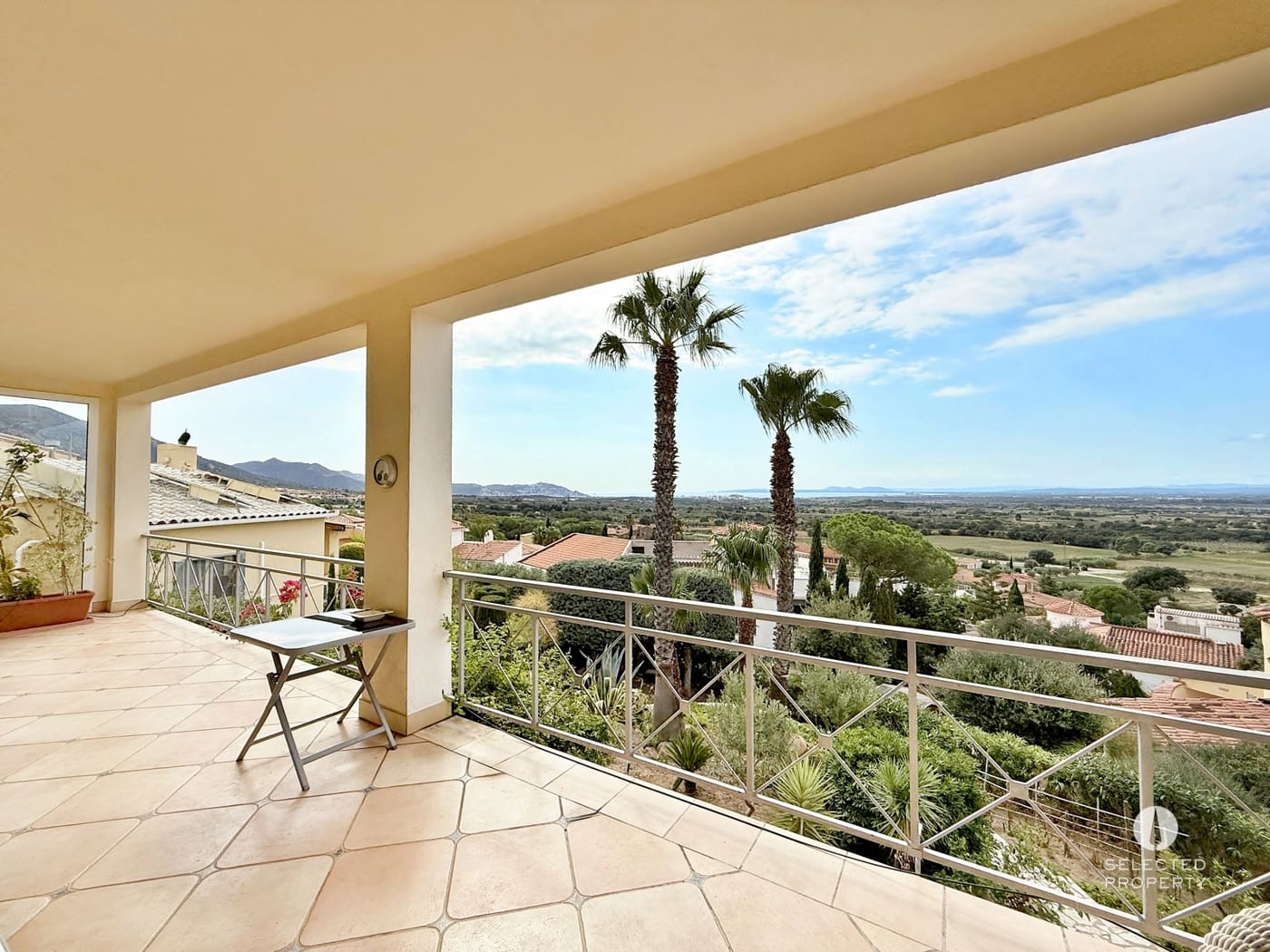 Casa de 6 habitaciones en Roses en venta con piscina - 680.000 € (Ref: 9618700)