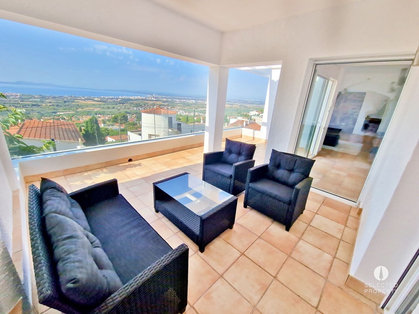 Casa de 4 habitaciones en Roses en venta con piscina - 665.000 € (Ref: 9618701)