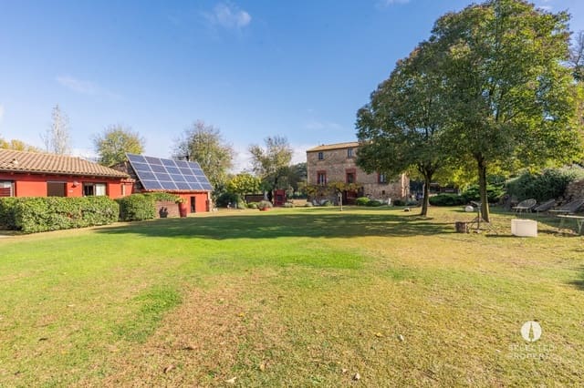 11 slaapkamer Huis te koop in Cabanelles met zwembad - € 1.590.000 (Ref: 9649876)