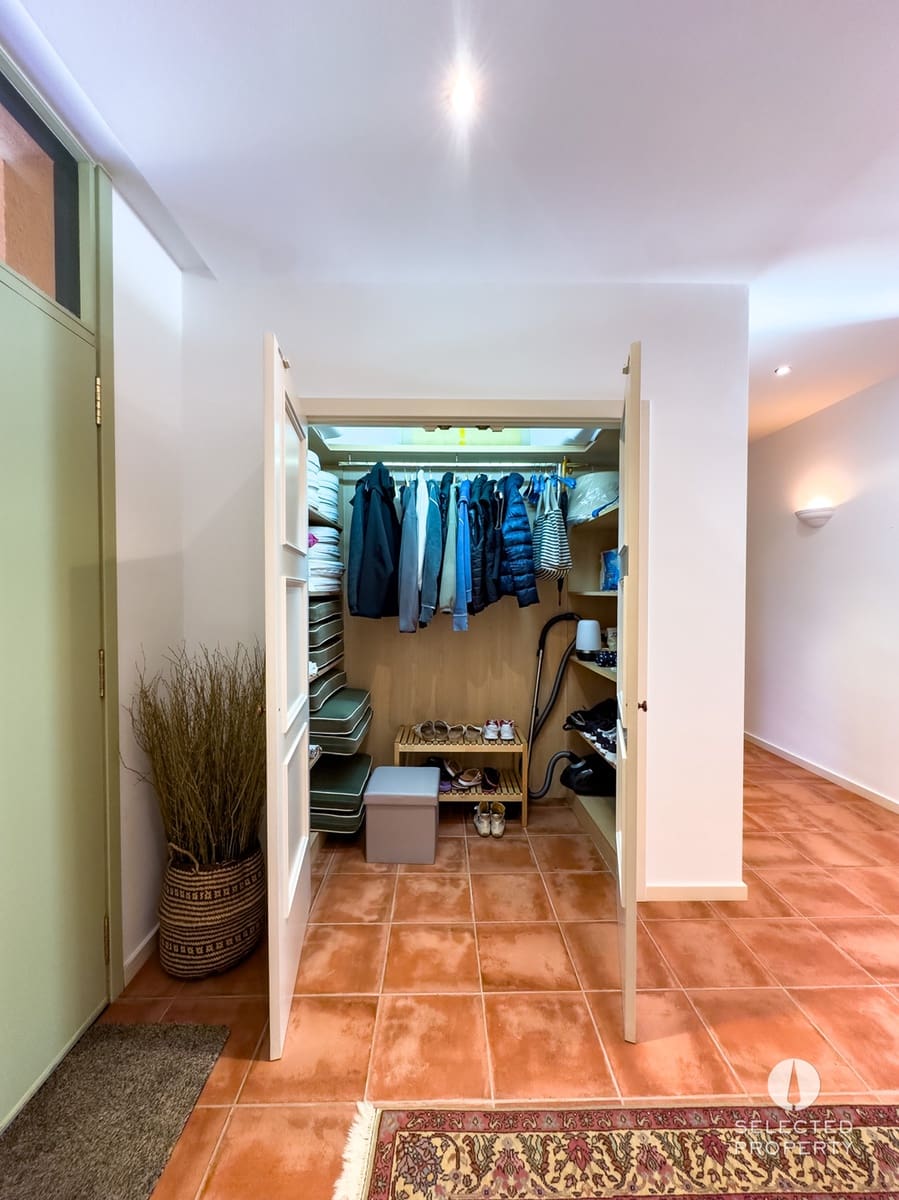 3 slaapkamer Villa te koop in Navata met zwembad - € 980.000 (Ref: 9789791)