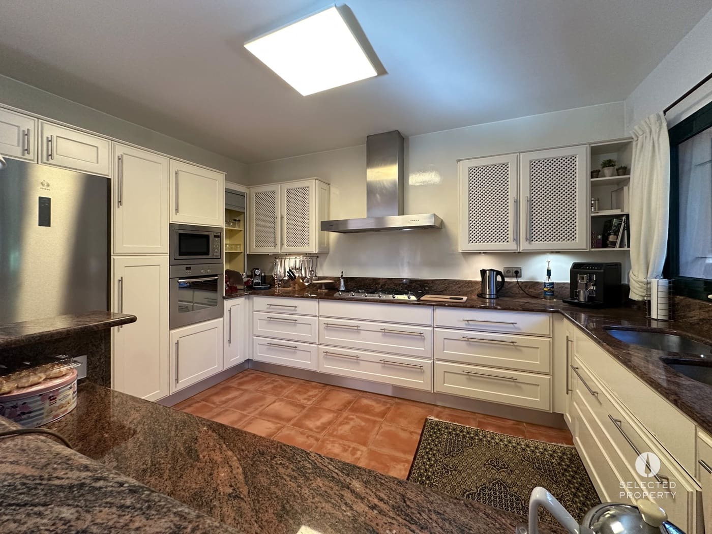 3 slaapkamer Villa te koop in Navata met zwembad - € 980.000 (Ref: 9789791)