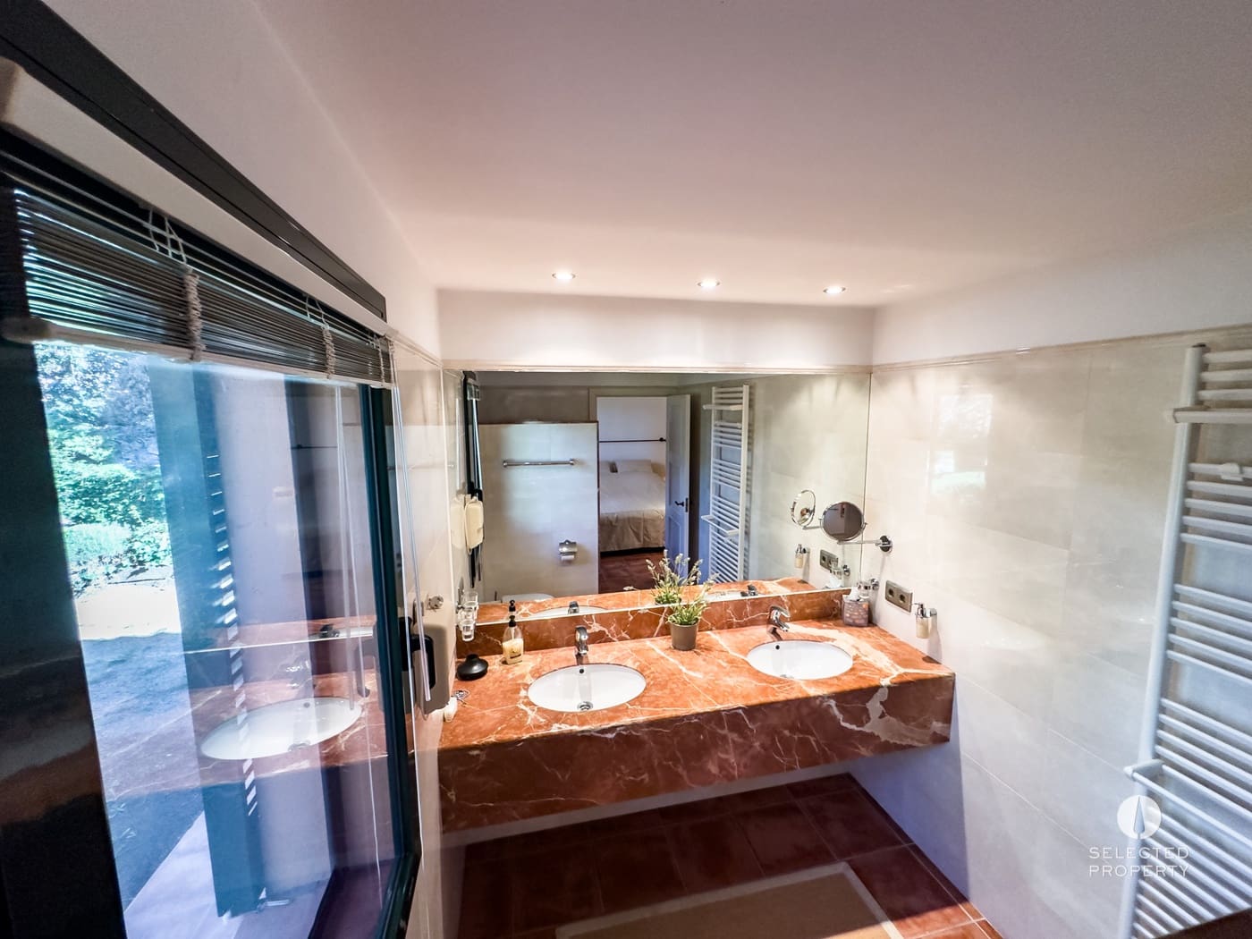 3 slaapkamer Villa te koop in Navata met zwembad - € 980.000 (Ref: 9789791)