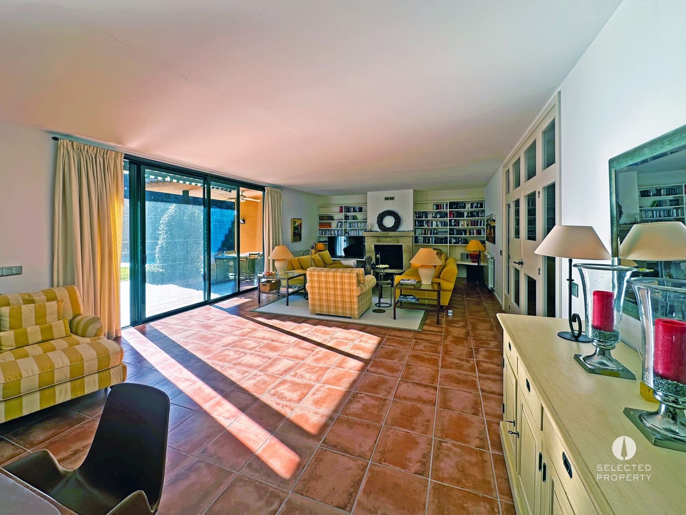 3 slaapkamer Villa te koop in Navata met zwembad - € 980.000 (Ref: 9789791)