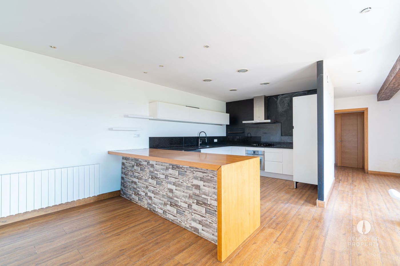 Casa de 2 habitaciones en Castelló d'Empúries en venta - 460.000 € (Ref: 9981405)