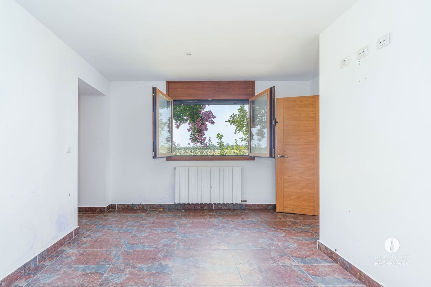 Casa de 2 habitaciones en Castelló d'Empúries en venta - 460.000 € (Ref: 9981405)