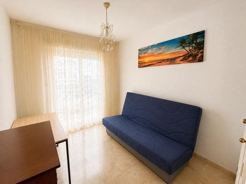 Piso de 2 habitaciones en San Luis de Sabinillas en venta con piscina garaje - 232.500 € (Ref: 10008114)