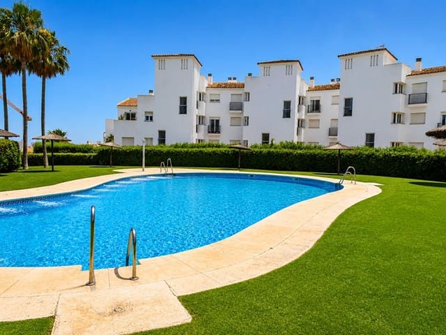 Piso de 2 habitaciones en San Luis de Sabinillas, Manilva en venta con piscina garaje - 232.500 € (Ref: 10008114)