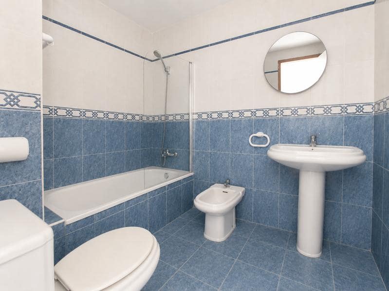 2 quarto Apartamento para venda em San Luis de Sabinillas com piscina - 239 000 € (Ref: 10008115)