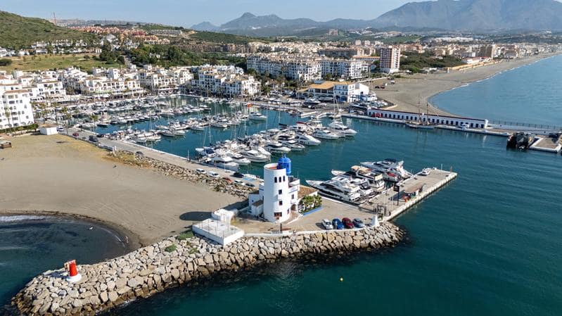 2 quarto Apartamento para venda em San Luis de Sabinillas com piscina - 239 000 € (Ref: 10008115)