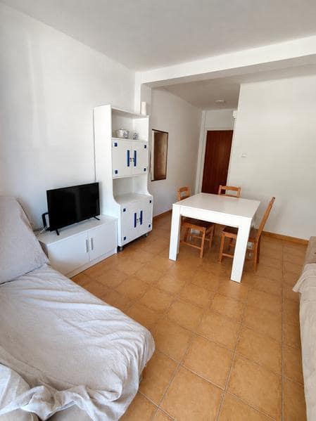 3 sypialnia Mieszkanie do wynajęcia w Estepona - 950 € (Ref: 10039968)