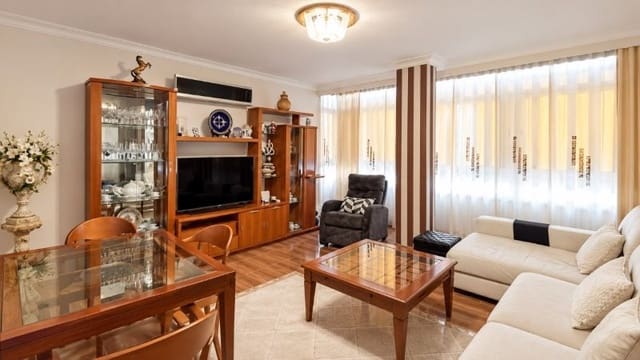 4 camera da letto Appartamento da affittare in Malaga città con garage - 1.700 € (Rif: 10049655)