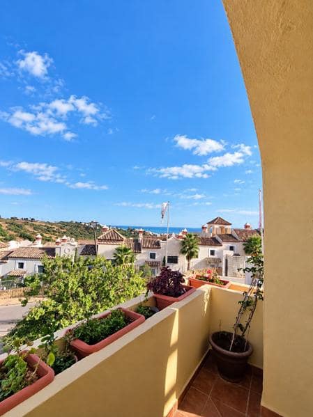 3 slaapkamer Flat te koop in Estepona met zwembad garage - € 487.000 (Ref: 10081544)