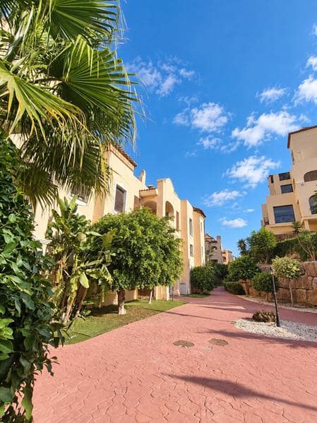 3 slaapkamer Flat te koop in Estepona met zwembad garage - € 487.000 (Ref: 10081544)