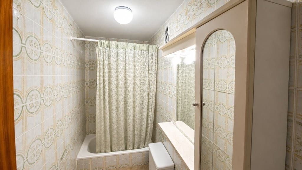4 sypialnia Mieszkanie na sprzedaż w Miasto Malaga z garażem - 387 000 € (Ref: 10081546)