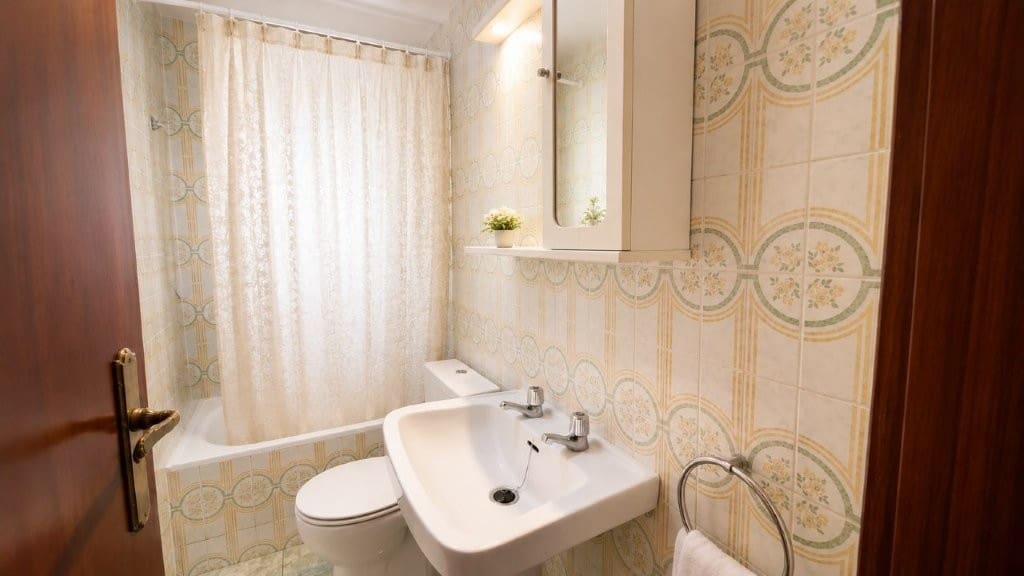 4 sypialnia Mieszkanie na sprzedaż w Miasto Malaga z garażem - 387 000 € (Ref: 10081546)
