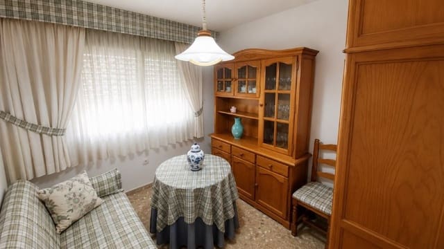 4 bedroom Flat for sale in Nueva Malaga, Málaga city with garage - € 387,000 (Ref: 10081546)