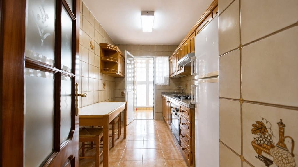 4 sypialnia Mieszkanie na sprzedaż w Miasto Malaga z garażem - 387 000 € (Ref: 10081546)