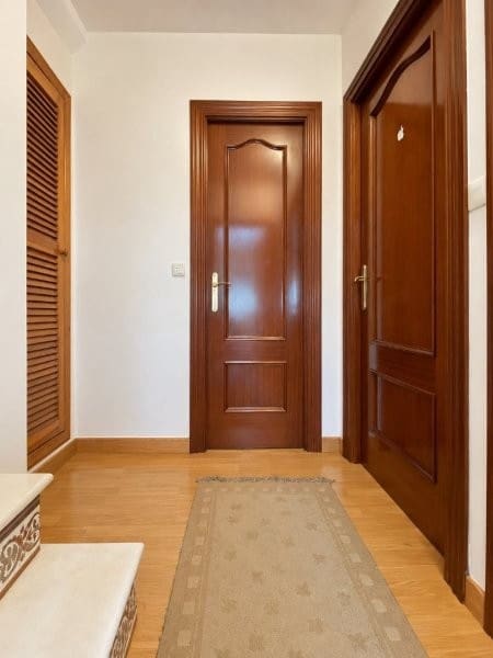 3 bedroom Flat for sale in Malaga city with garage - € 372,000 (Ref: 10081547)