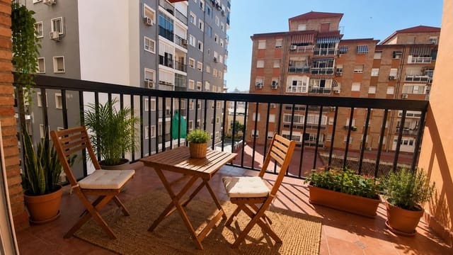 3 Zimmer Wohnung zu verkaufen in Centro, Málaga Stadt mit Garage - 371.000 € (Ref: 10081548)