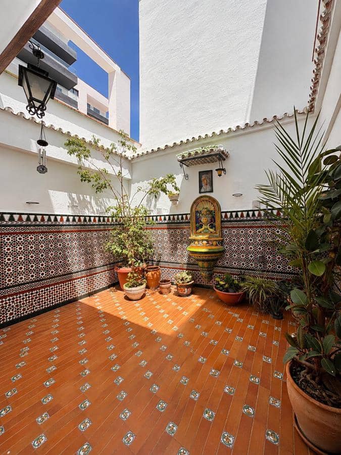 4 makuuhuone Asunto myytävänä paikassa Malaga kaupunki - 430 000 € (Ref: 10081549)