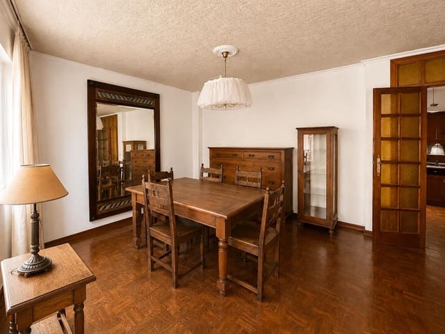 4 makuuhuone Asunto myytävänä paikassa Centro, Málaga kaupunki - 430 000 € (Ref: 10081549)