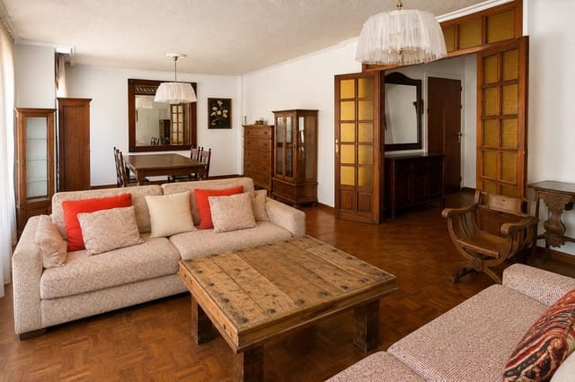 4 makuuhuone Asunto myytävänä paikassa Centro, Málaga kaupunki - 430 000 € (Ref: 10081549)