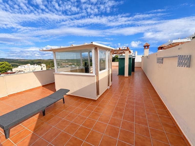3 soverom Penthouse til salgs i Casares med svømmebasseng garasje - € 284 900 (Ref: 10094976)