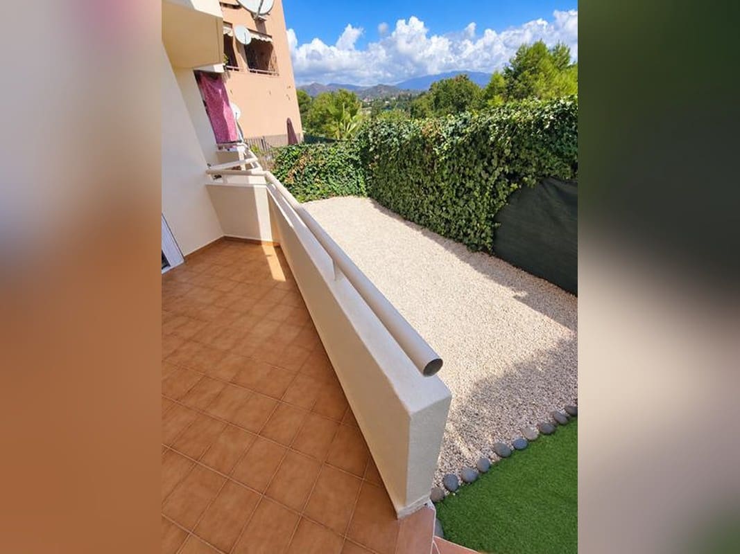 1 chambre Appartement à vendre à Estepona avec piscine - 223 000 € (Ref: 10113501)