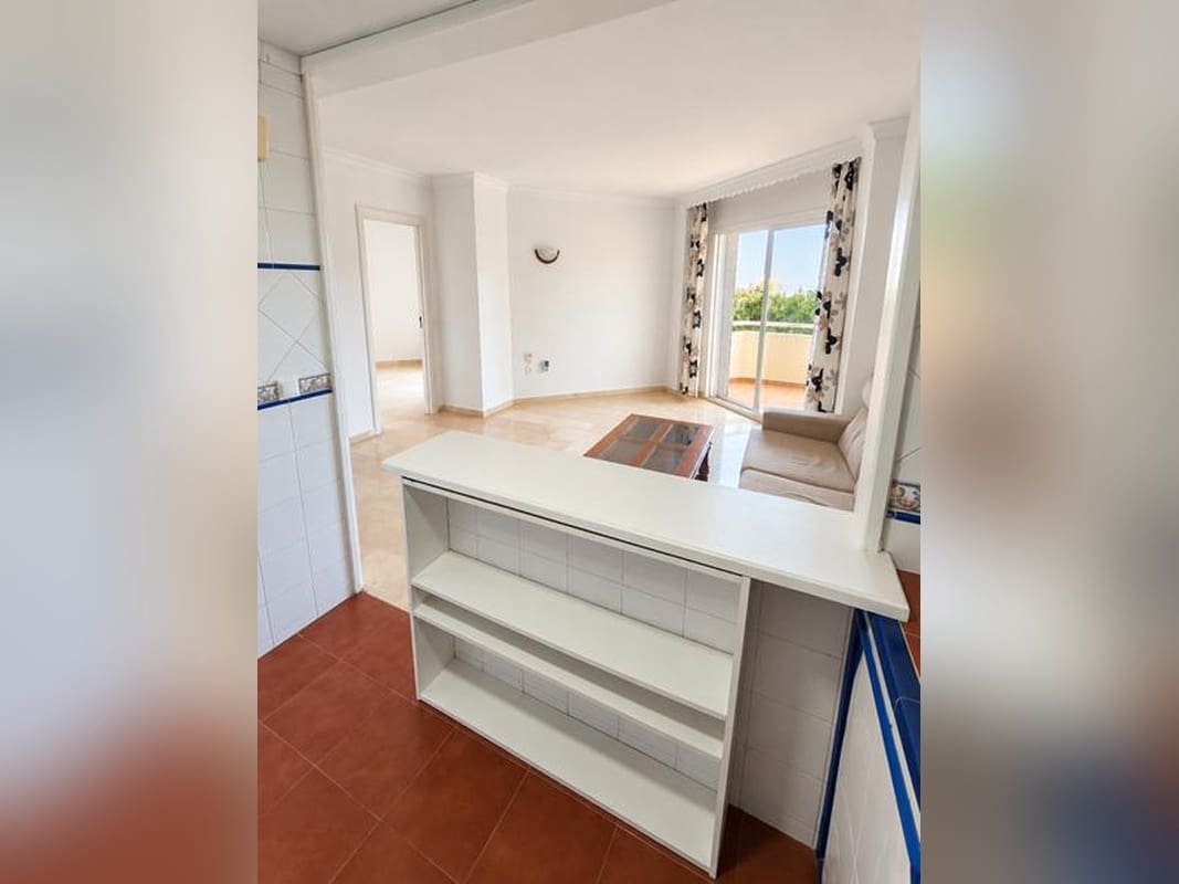 1 chambre Appartement à vendre à Estepona avec piscine - 223 000 € (Ref: 10113501)