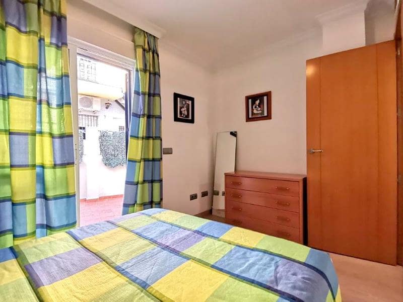 2 bedroom Flat for rent in Malaga city with garage - € 1,250 (Ref: 10113502)