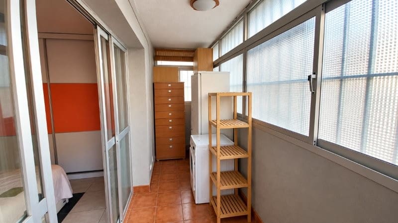 3 bedroom Flat for sale in Malaga city - € 300,000 (Ref: 10127297)