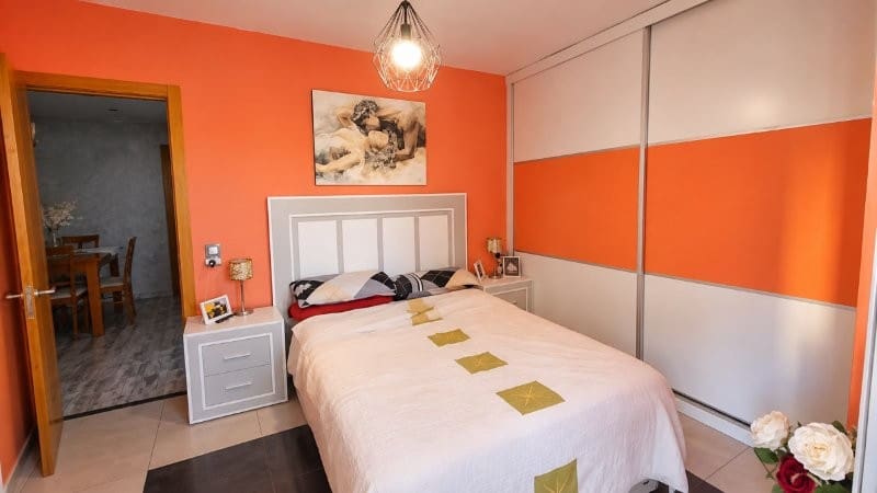 3 bedroom Flat for sale in Malaga city - € 300,000 (Ref: 10127297)
