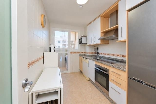 2 bedroom Flat for rent in Casares with pool garage - € 1,100 (Ref: 10170200)