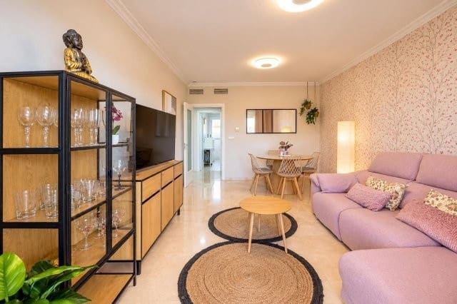 2 quarto Apartamento para arrendar em Casares com piscina garagem - 1 100 € (Ref: 10170200)