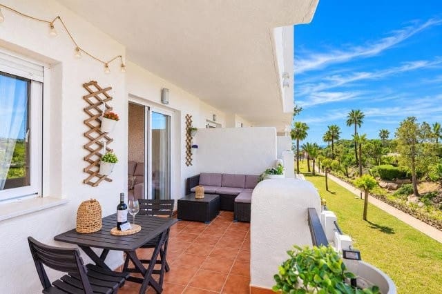 2 quarto Apartamento para arrendar em Casares com piscina garagem - 1 100 € (Ref: 10170200)