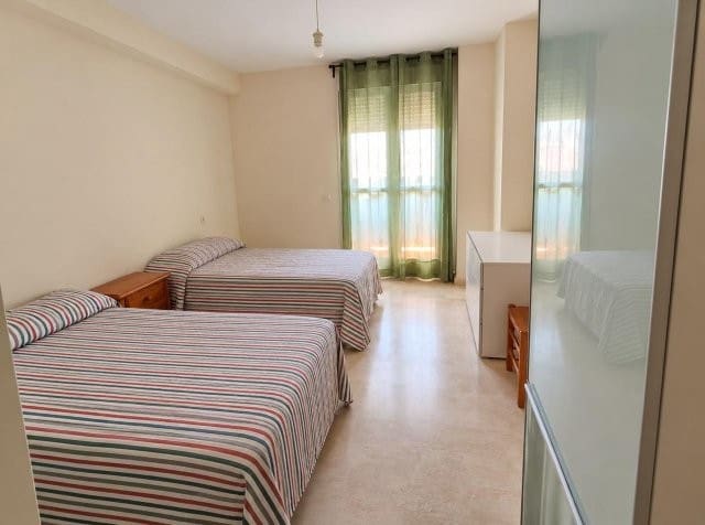 2 sovrum Lägenhet till salu i San Luis de Sabinillas med pool garage - 240 000 € (Ref: 10172922)