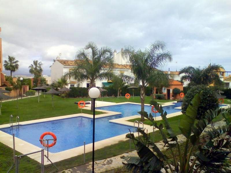 2 sovrum Lägenhet att hyra i San Luis de Sabinillas med pool garage - 950 € (Ref: 10176019)