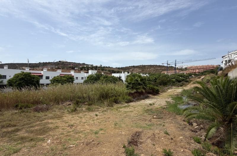 Byggetomt til salgs i San Luis de Sabinillas - € 2 300 000 (Ref: 10182200)