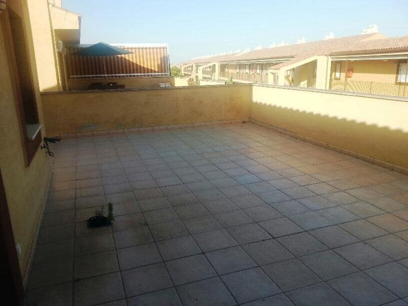 1 slaapkamer Penthouse te koop in Casares met zwembad - € 173.000 (Ref: 1460290)