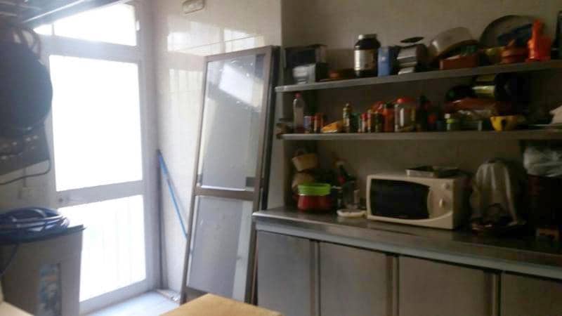 Erhverv til salg i Estepona - € 254.500 (Ref: 3464482)