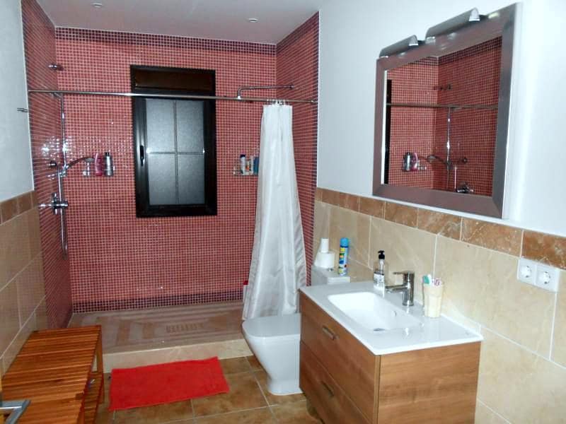 4 soveværelse Villa til salg i Estepona - € 899.000 (Ref: 3464499)