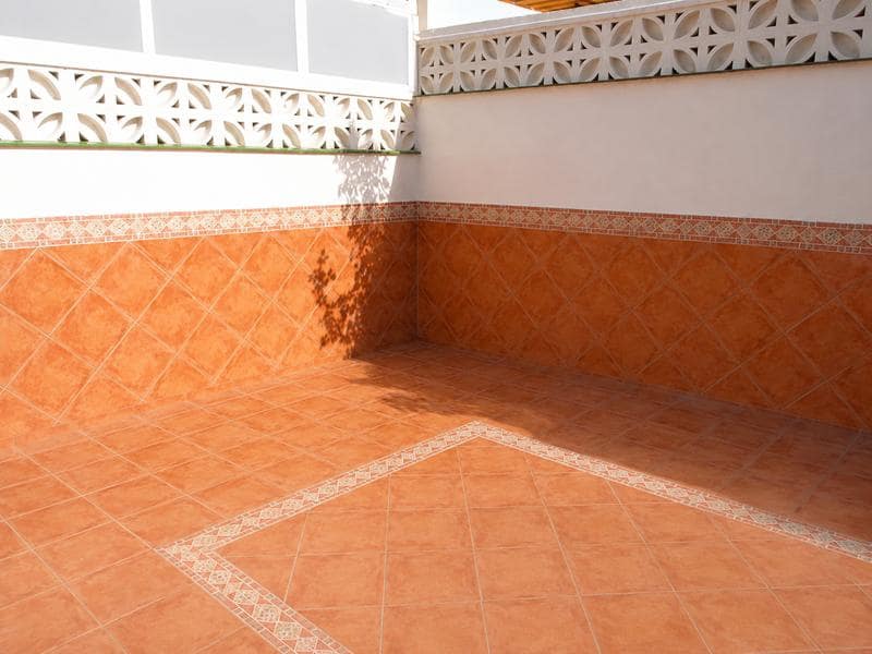 3 sovrum Radhus till salu i Estepona med garage - 743 000 € (Ref: 3464721)