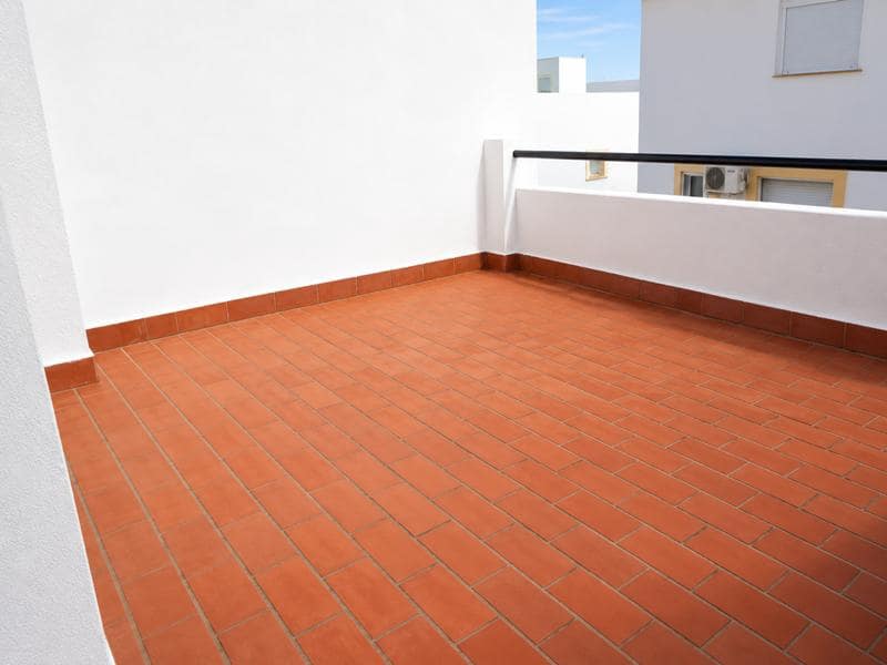 3 sovrum Radhus till salu i Estepona med garage - 743 000 € (Ref: 3464721)